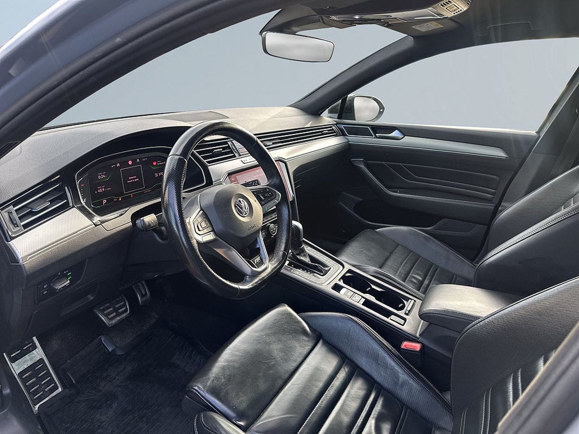 Volkswagen Passat 2020, bild 7/10