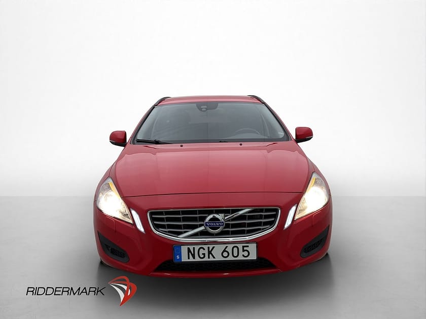 Bild 2 av Volvo V60 T3 150hk P-Sensor M-Värm R-fälg 0,6l/mil