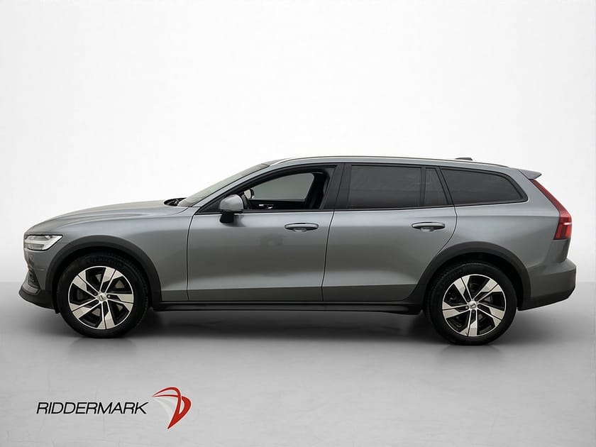 Bild 4 av Volvo V60 Cross Country D4 AWD 190hk VOC D-Värmare Navi Drag