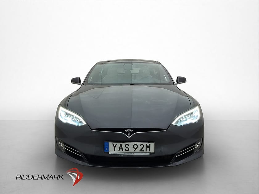 Bild 3 av Tesla Model S Standard Range AWD
