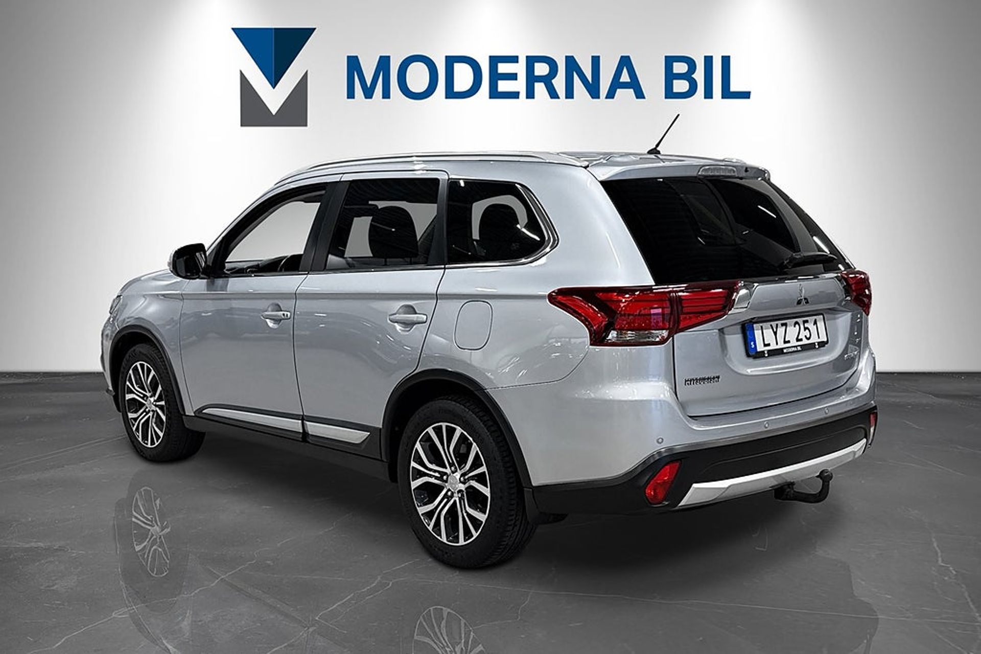 Mitsubishi Outlander 2016, bild 4/10