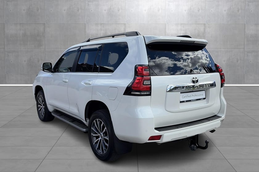 Bilde 4 av Toyota Land Cruiser 5-dørs MEGET VELHOLDT/TOPPMODELL/LAV KM