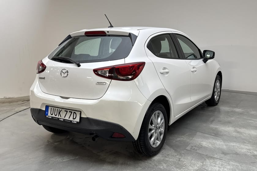 Bild 3 av Mazda 2 1.5 5dr (75hk) Core AC Farthållare