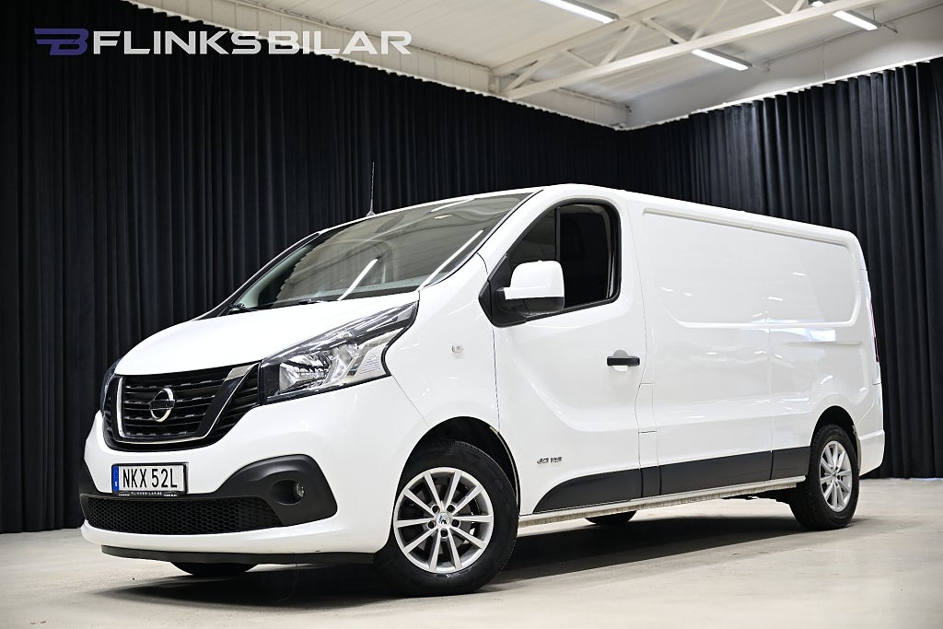 Nissan NV300