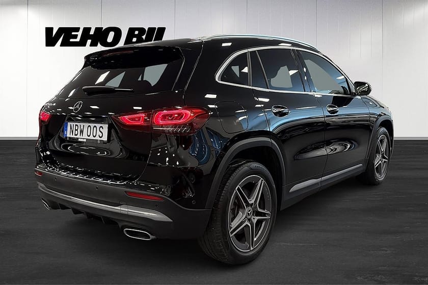 Bild 3 av Mercedes-Benz GLA 250 e 8G-DCT AMG Line Kamera Värmare Keyless Navi