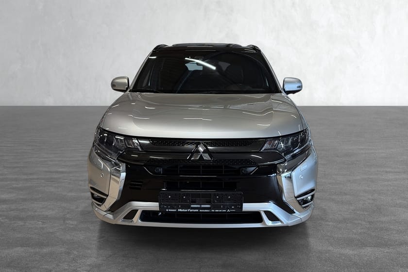 Bilde 2 av Mitsubishi Outlander PHEV S-Edition Norsk Bil