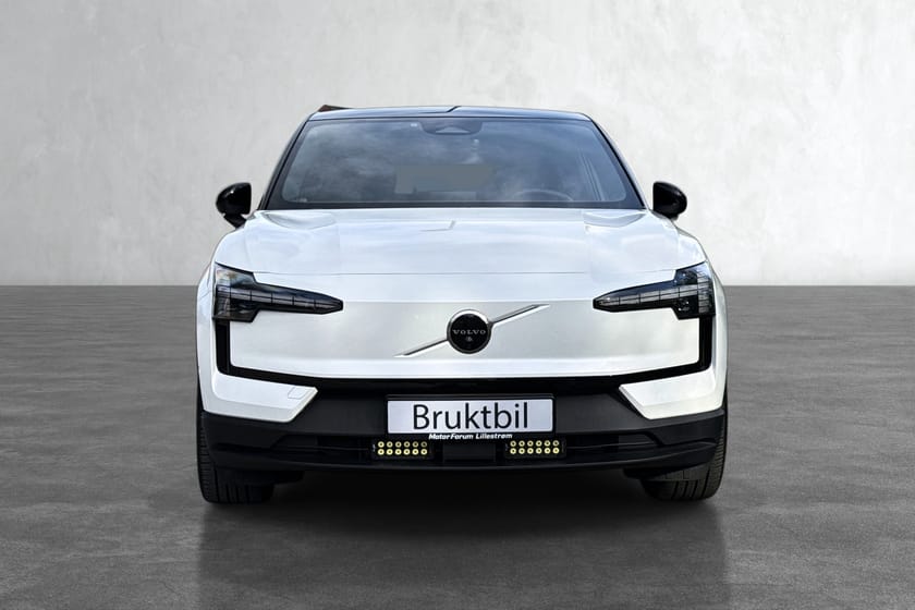 Bilde 2 av Volvo EX30 Twin Motor Performance 449km (WLTP) - 4WD - Topputgave Ultra - H&K - Panorama
