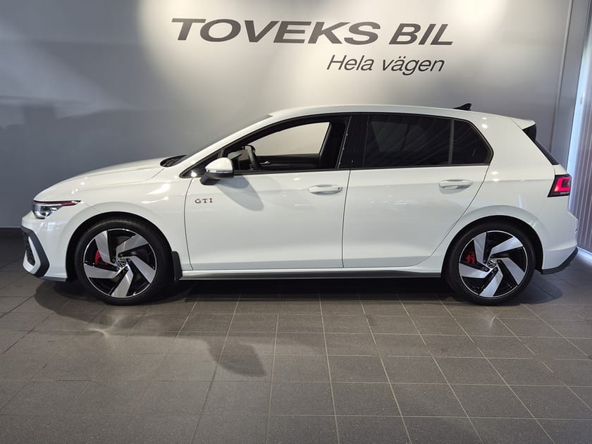 Bild 4 av Volkswagen Golf GTI 2.0 TSI DSG 265hk |18" Fälg|Matrix|Travel assi