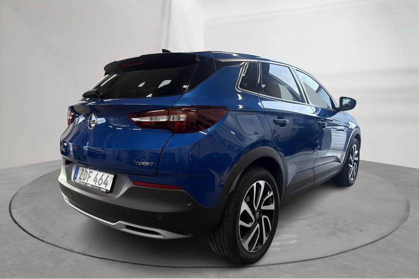 Bild 3 av Opel Grandland X 1.2 ECOTEC (130hk) Dynamic Läder Pano