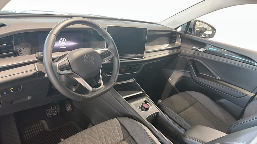 Bild 3 av Volkswagen Tayron eHybrid LIFE 1.5 |Drag |Backkamera |Akustikrutor