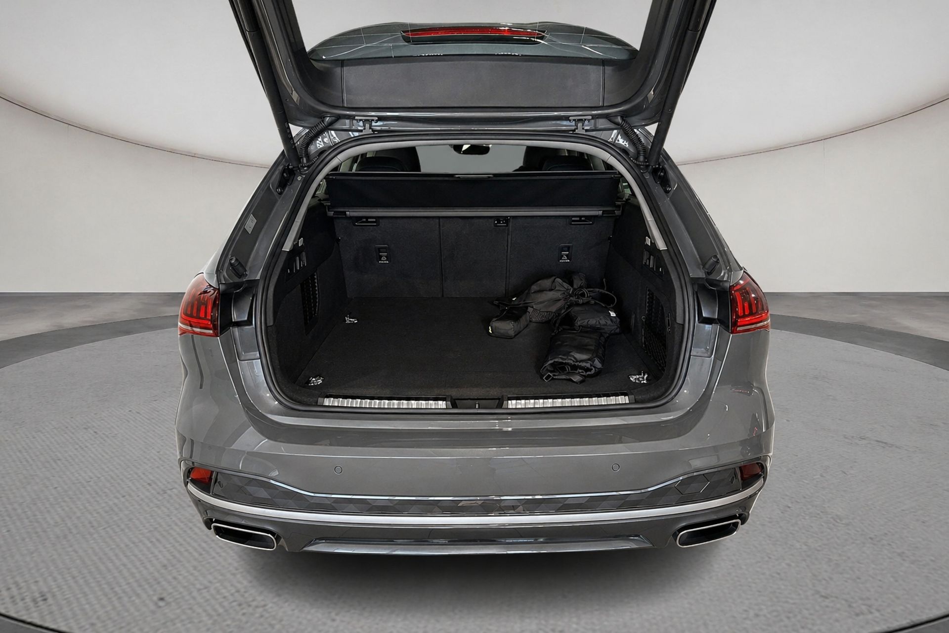 Audi A5 Avant e-hybrid quattro 2026, photo 4/8