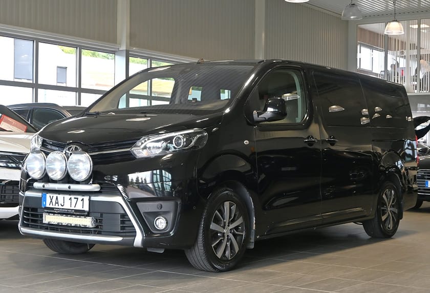 Bild 1 av Toyota Proace Verso 2.0 D Premium 8-sits El-dörrar HUD