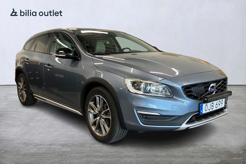 Bild 2 av Volvo V60 Cross Country D4 AWD Business Advanced Summum B-kam BLIS Skinn Navi