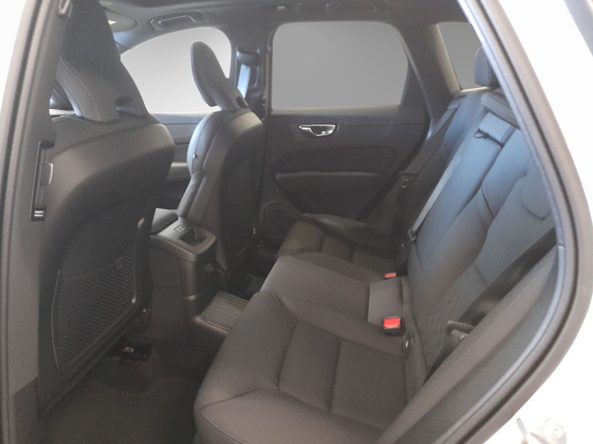 Volvo XC60 T6 Plug-In Hybrid AWD 2027, bild 6/10