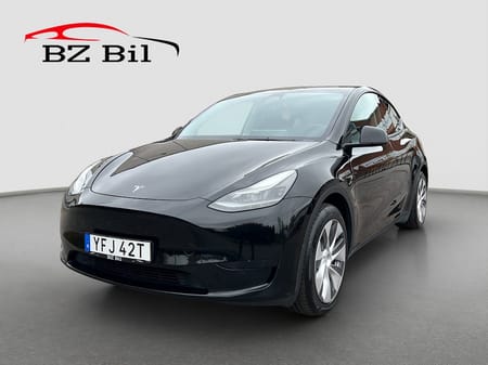 Tesla Model Y Standard Range RWD