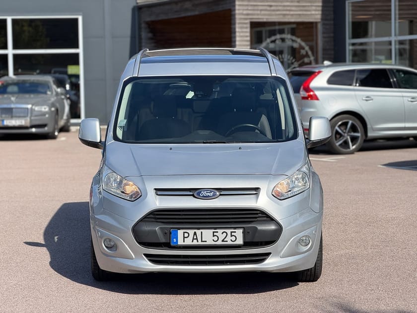 Bild 3 av Ford Grand Tourneo Connect Tourneo 7-sits B-Kamera Pano Drag