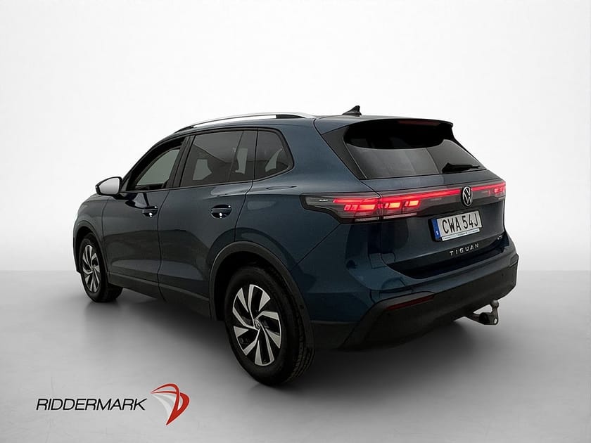 Bild 5 av Volkswagen Tiguan 1.5 eTSI 150hk P-Värm Drag Kamera Ambient