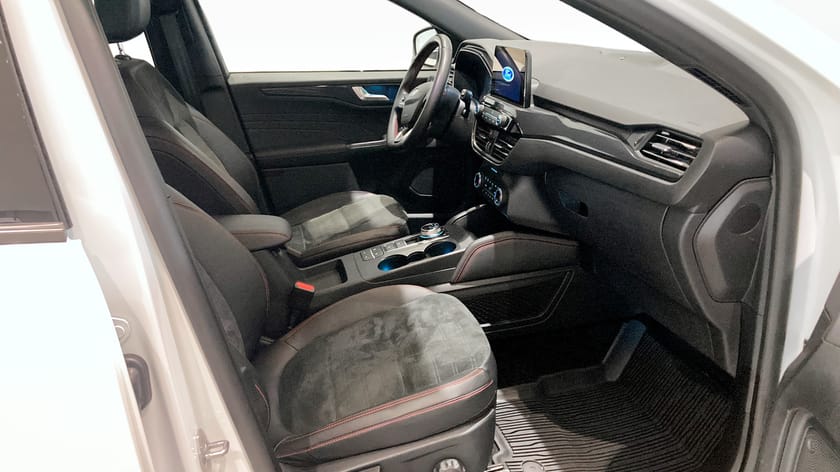 Bild 3 av Ford Kuga Plug-In Hybrid ST Line X 2.5 225 hk