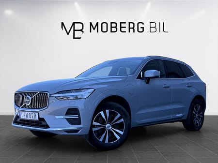 Volvo XC60 Recharge T6 AWD 350hk Core Edition Pano Navi B-Kamera