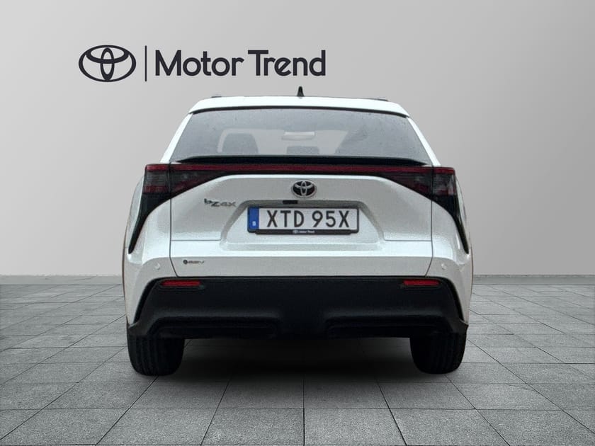 Bild 4 av Toyota bZ4X