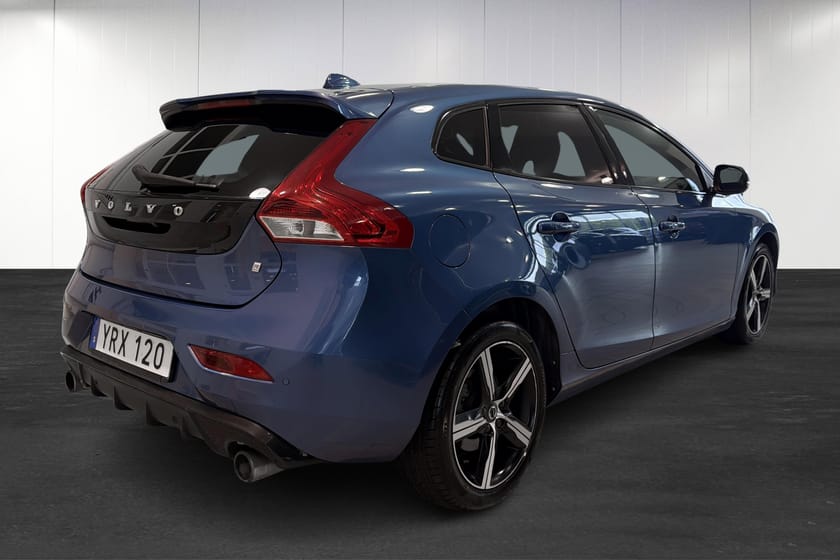 Bild 4 av Volvo V40 T3 R-Design / Pano / Värmare