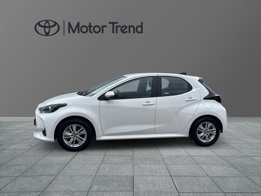Bild 4 av Toyota Yaris Hybrid 115 1,5 5D ACTIVE KOMFORTPAKET OCH P-