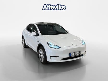 Tesla Model Y Standard Range RWD
