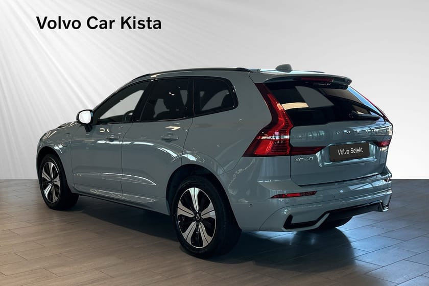 Bild 4 av Volvo XC60 T6 Plus Dark Edition HUD 360Kamera Panorama