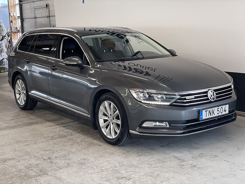 Bild 1 av Volkswagen Passat Sportscombi 2,0 TDI 190hk 4Motion Drag Värmare Kamera