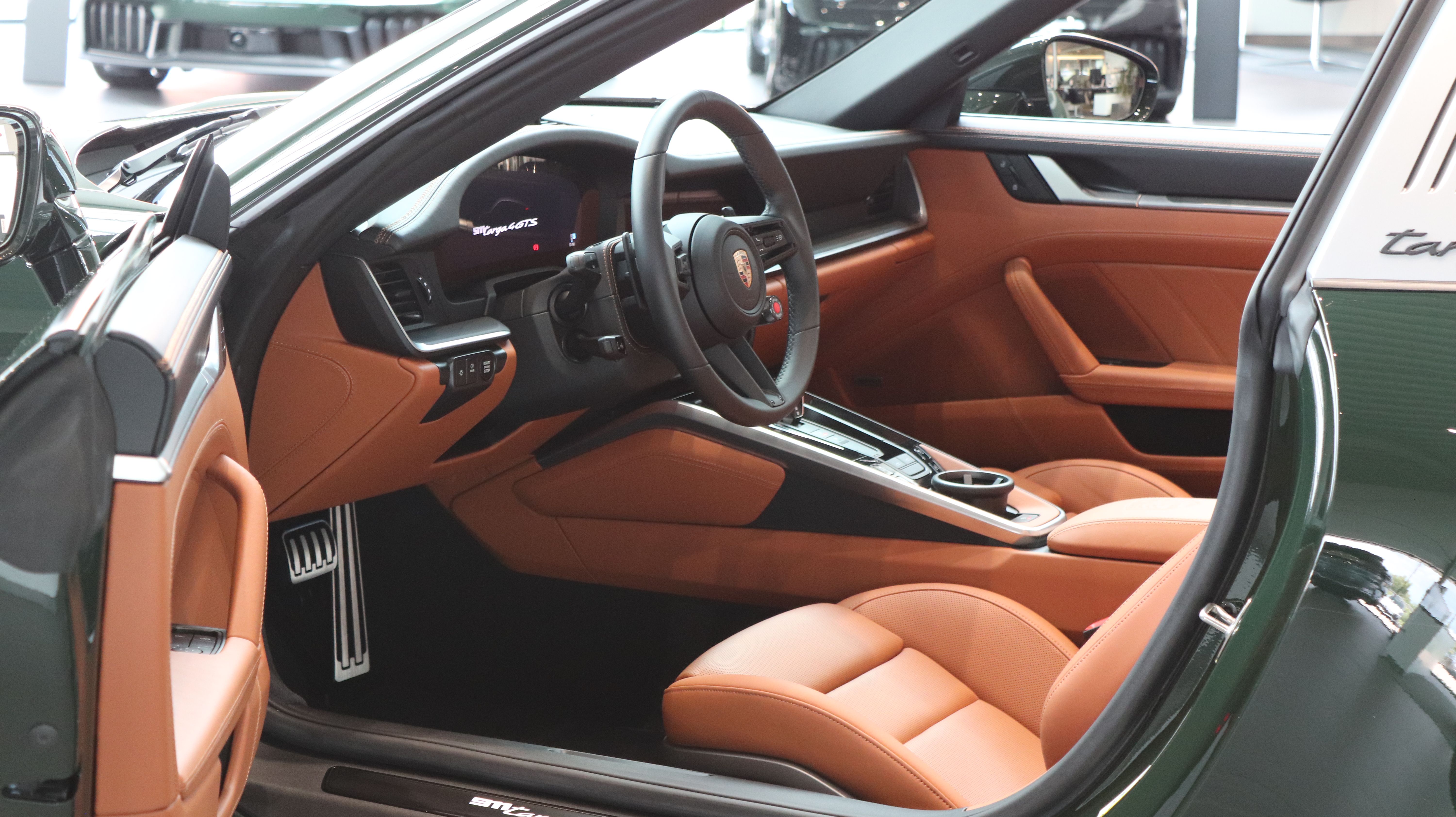 Porsche 911 Targa 4 GTS PDK, 541hp, 2026