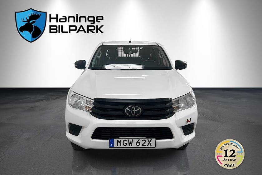 Bild 3 av Toyota Hilux Dubbelhytt 2.4 AWD/SUPERDEAL 3,95%/Dragkrok/MoK