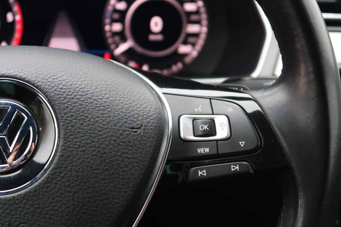 Volkswagen Passat 2019 - miniatyr 11