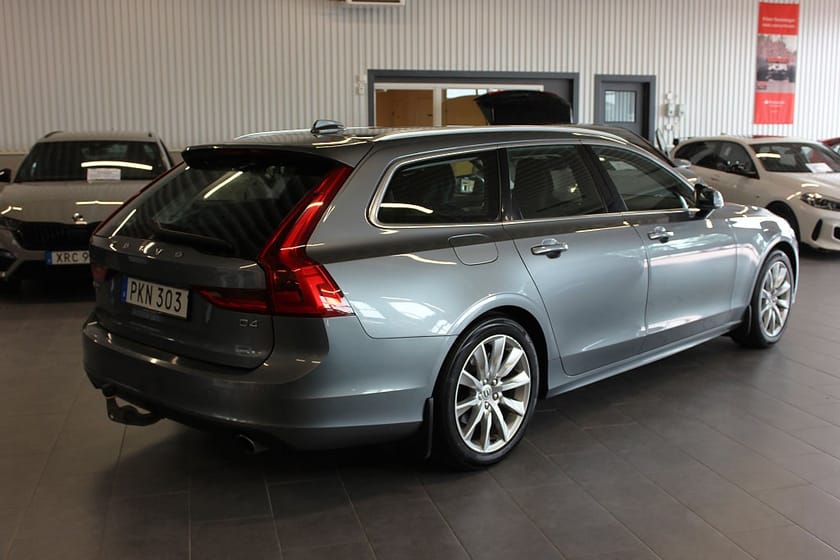 Bild 3 av Volvo V90 D4 190 Momentum SoV Drag