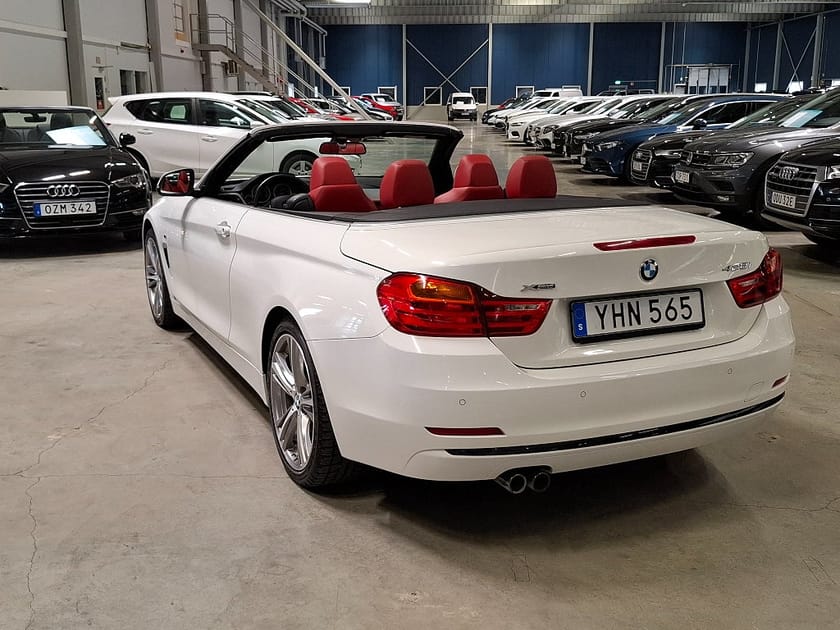 Bild 4 av BMW 428i xDrive Convertible Steptronic Sport line