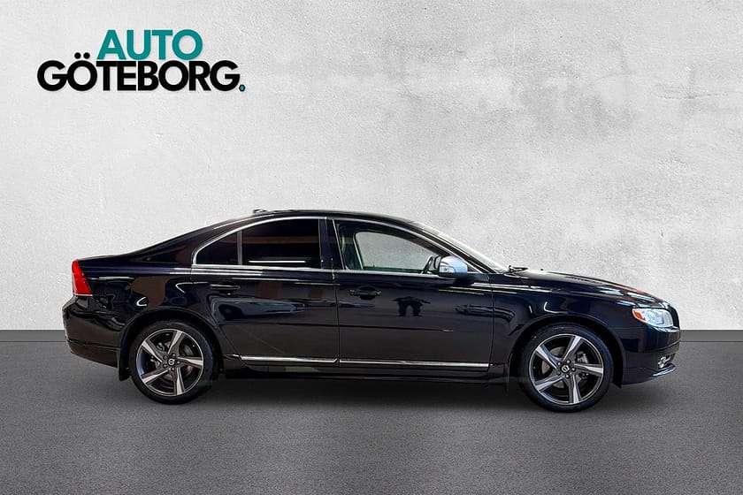Bild 3 av Volvo S80 D3 Momentum Dragkrok 3-Ägare Välservad R-Design Fälgar