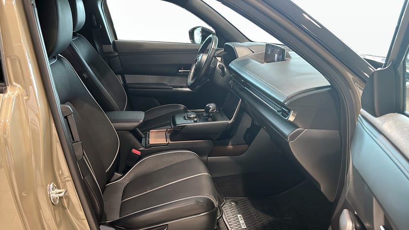 Bild 3 av Mazda MX-30 e-Skyactiv R-EV 