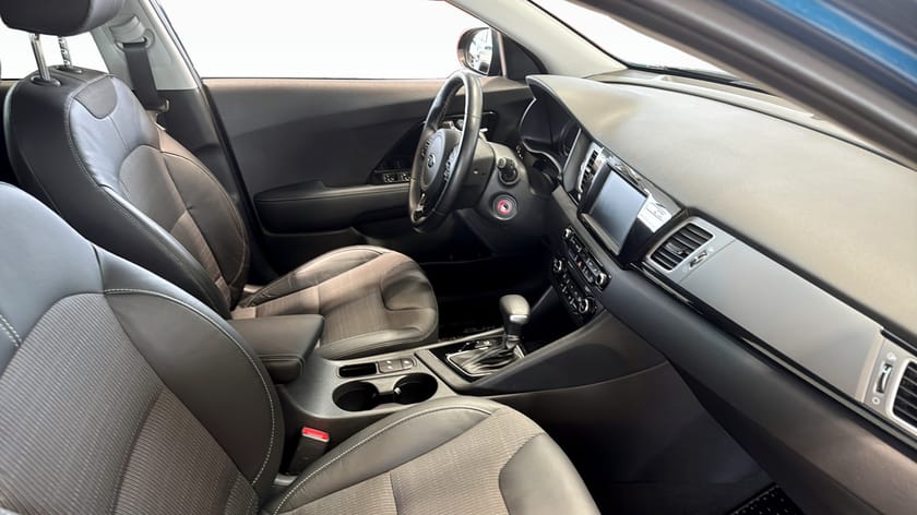 Bild 3 av Kia Niro Hybrid 1,6 DCT6 KOMFORT PLUS 1