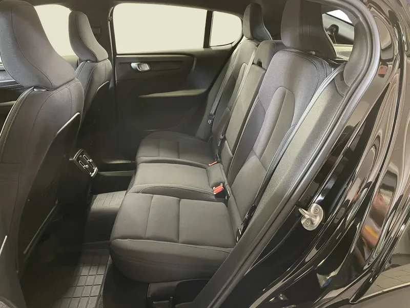 Bild 12 av 12 – Volvo C40 Recharge Core