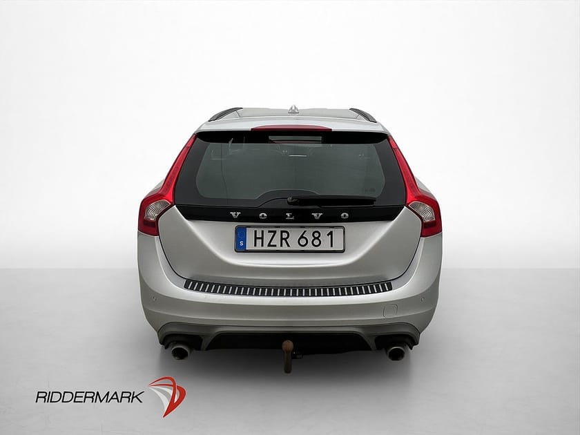 Bild 5 av Volvo V60 D4 AWD R-Design VOC T-Lucka Drag D-Värmare Navi