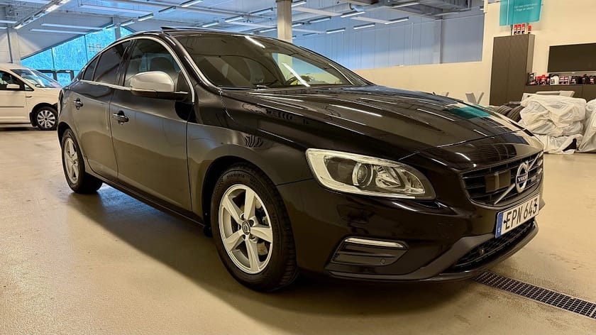 Bild 2 av Volvo S60 D4 R-Design Aut / Polestar / VOC / Lucka