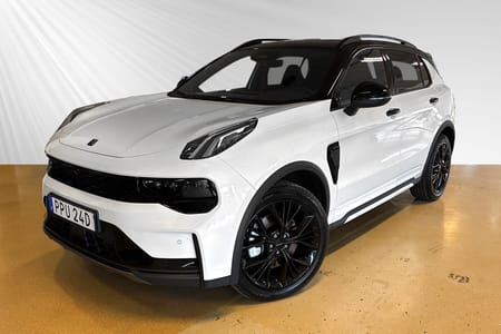Lynk & Co 01 PHEV More