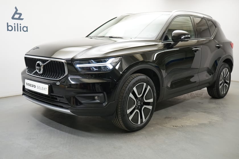 Bild 1 av Volvo XC40 B4 FWD Bensin Momentum Advanced Edt, Dragkrok, Baklucka elmanövrerad