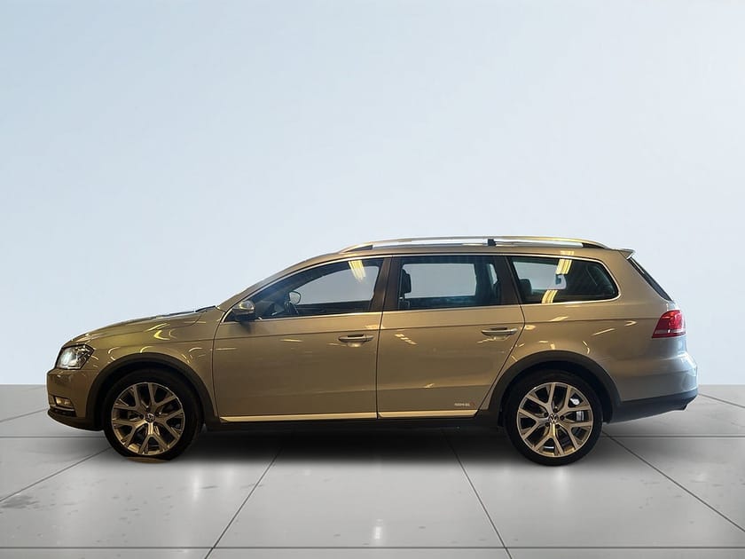 Bild 4 av Volkswagen Passat Alltrack 2.0 4Motion KamremBytt/Nybes/Kamera/Drag/Skinn