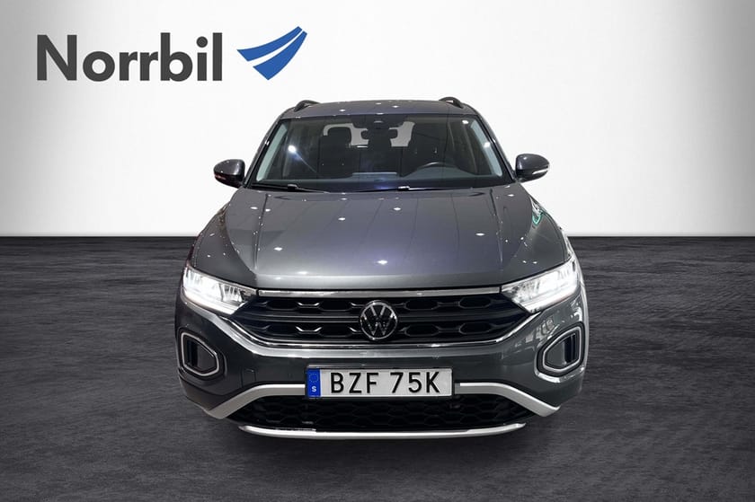 Bild 2 av Volkswagen T-Roc 1,5 TSI 150 DSG Backkamera lågmilare