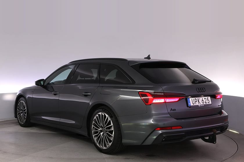 Bild 4 av Audi A6 Avant 55 TFSI e quattro S line Drag AdapFarth Navi