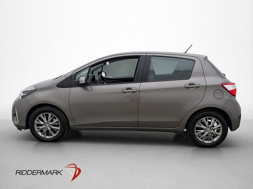 Bild 4 av Toyota Yaris 1.5 VVT-iE 111hk Active B-Kamera Bluetooth