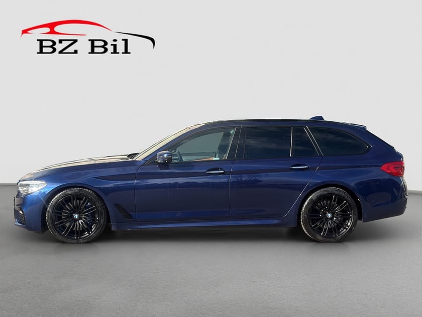 Bild 3 av BMW 540d xDrive Touring 540 M Sport HUD Pano 360º Värmare