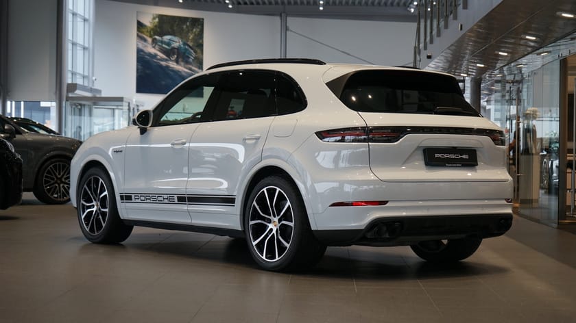 Bild 2 av Porsche Cayenne E-Hybrid