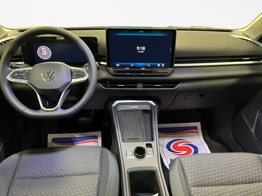 Bild 4 av Volkswagen T-Roc eTSI 150hk DSG *P.Leasingkampanj*