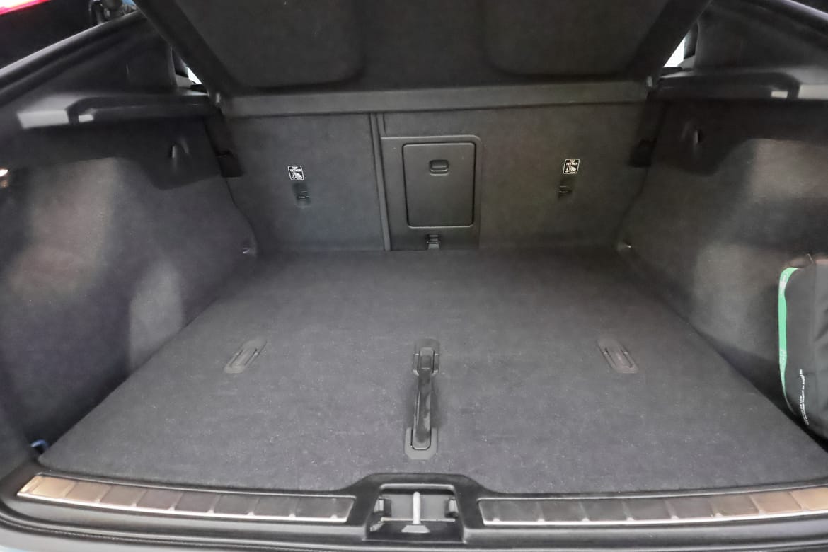 Volvo C40 2023 - miniatyr 34